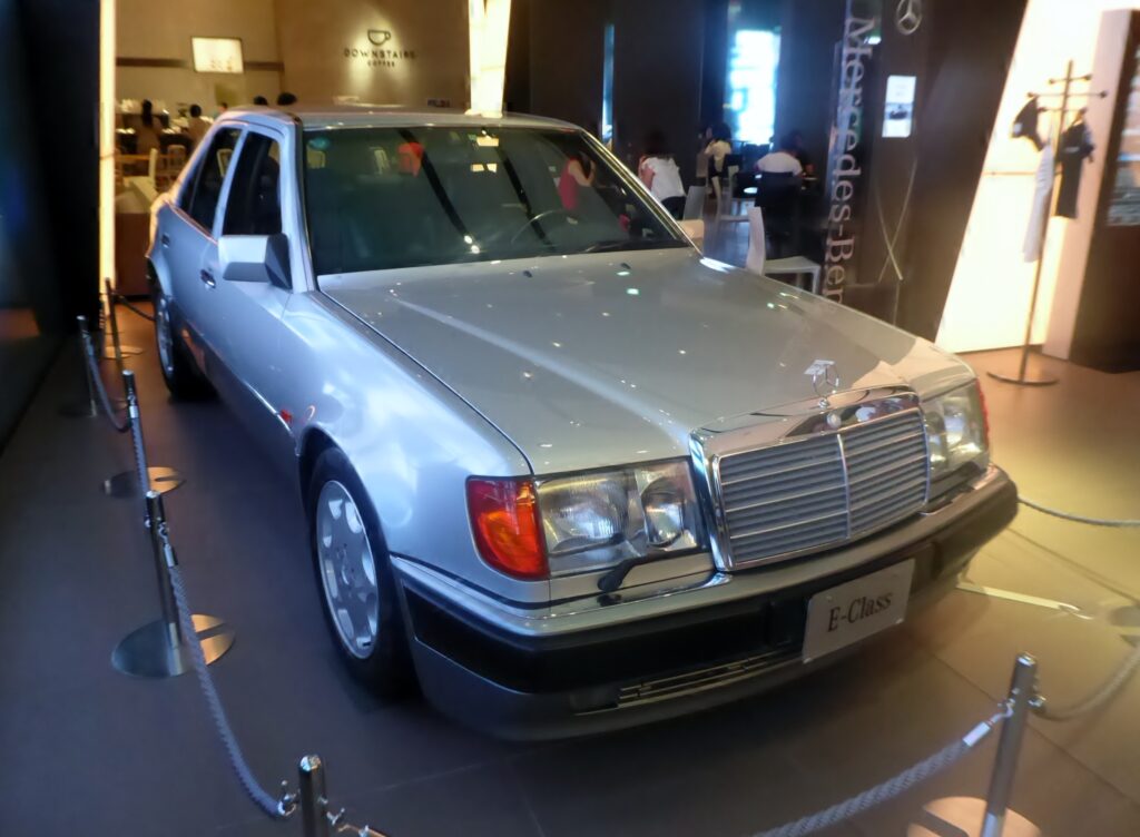 メルセデスベンツ500E